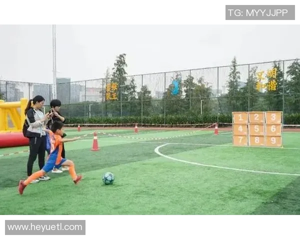 趣味挑战用线索与描述考你能否快速找出知名足球球星名字