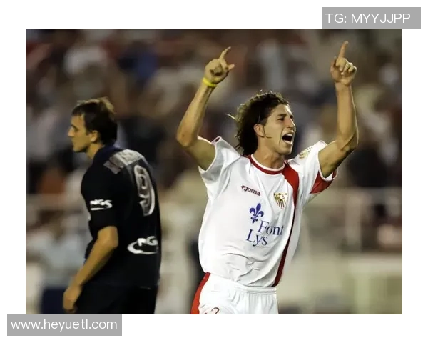 西班牙传奇拉莫斯携手球迷温情合影见证绿茵荣耀瞬间 西班牙传奇拉莫斯携手球迷温情合影见证绿茵荣耀瞬间